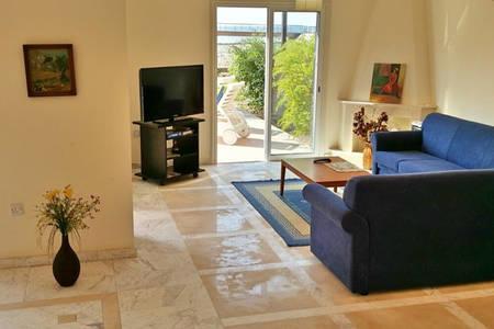 Larnaka Beach House 3 エクステリア 写真