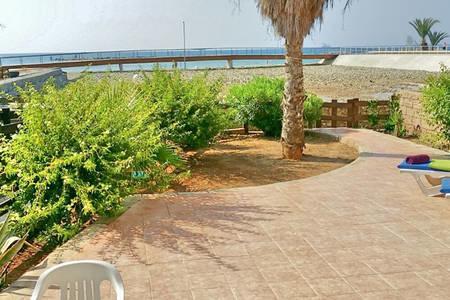 Larnaka Beach House 3 エクステリア 写真