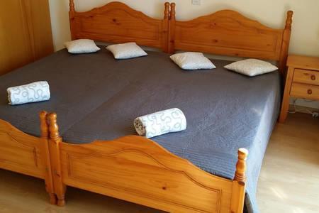 Larnaka Beach House 3 エクステリア 写真